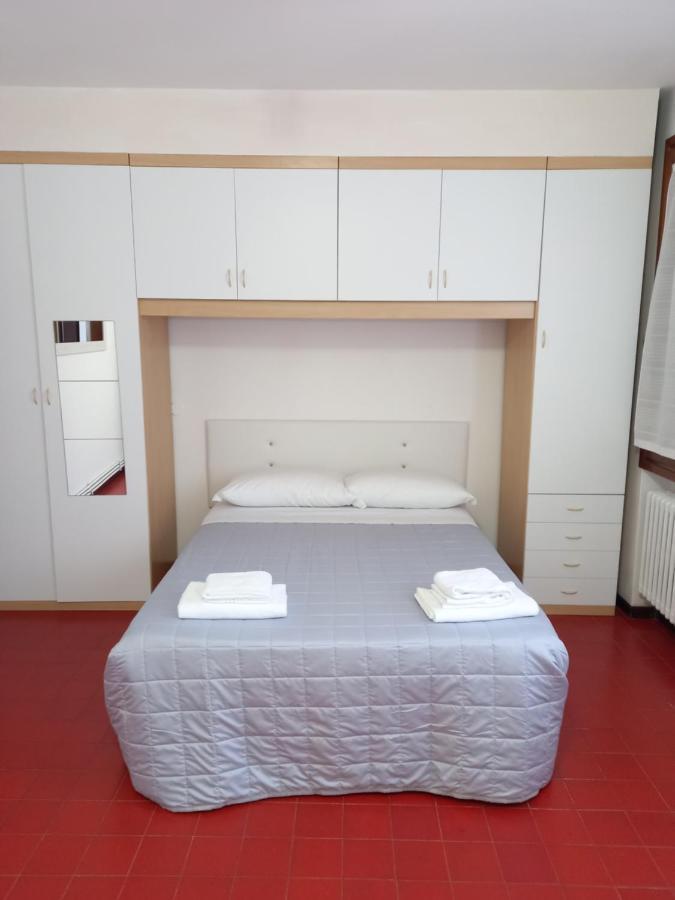 Vivaldi Apartment Venezia Eksteriør bilde
